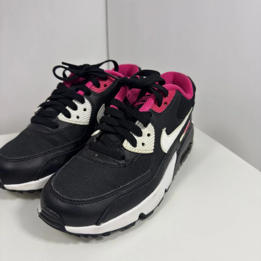 Nike Air Max 90 Mesh Kids 4Y Black White Vivid Pink Running Shoes 724824-003
